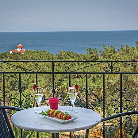 Lazaridis Luxury Studios & Apartments Nea Roda Bagian luar foto