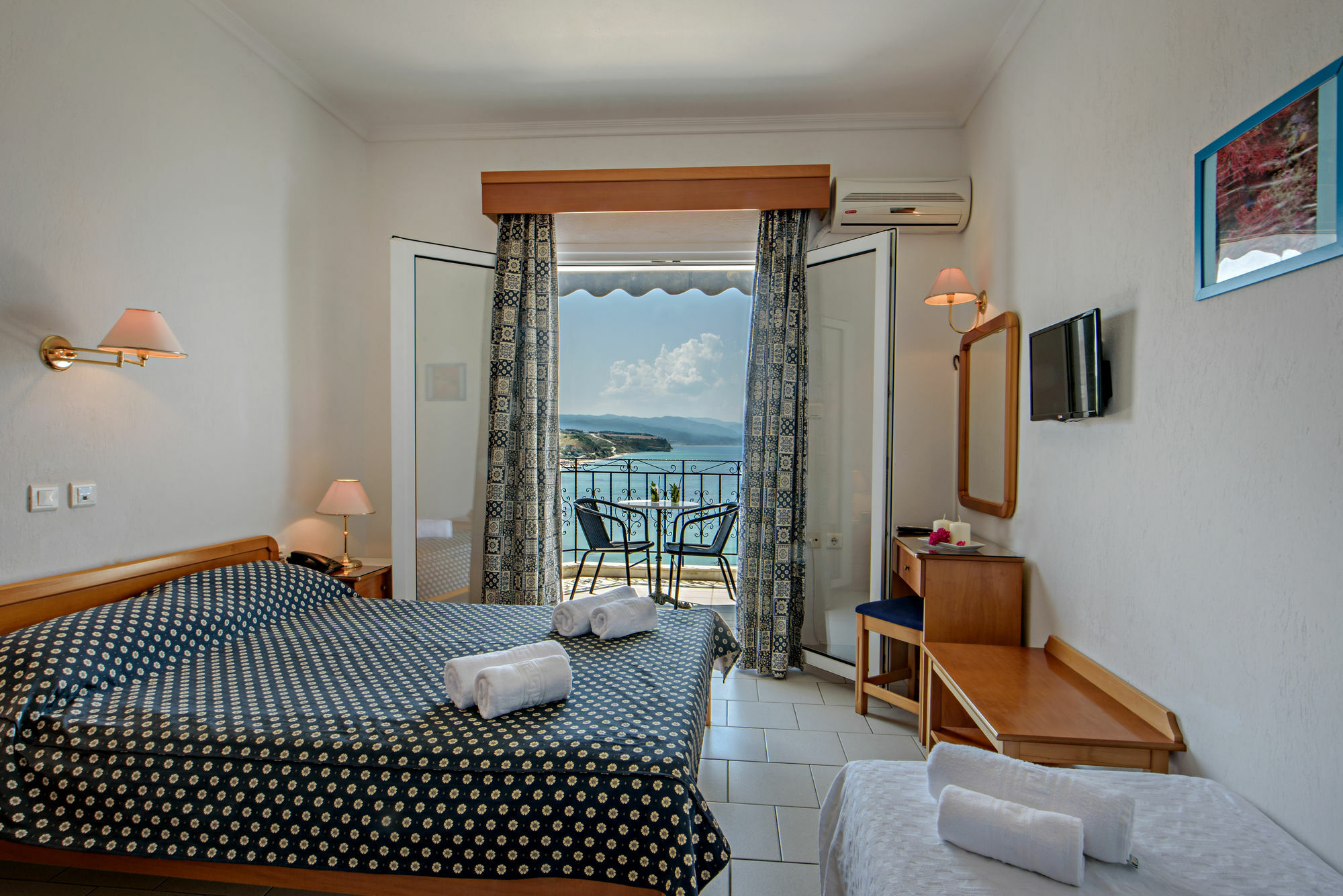 Lazaridis Luxury Studios & Apartments Nea Roda Bagian luar foto
