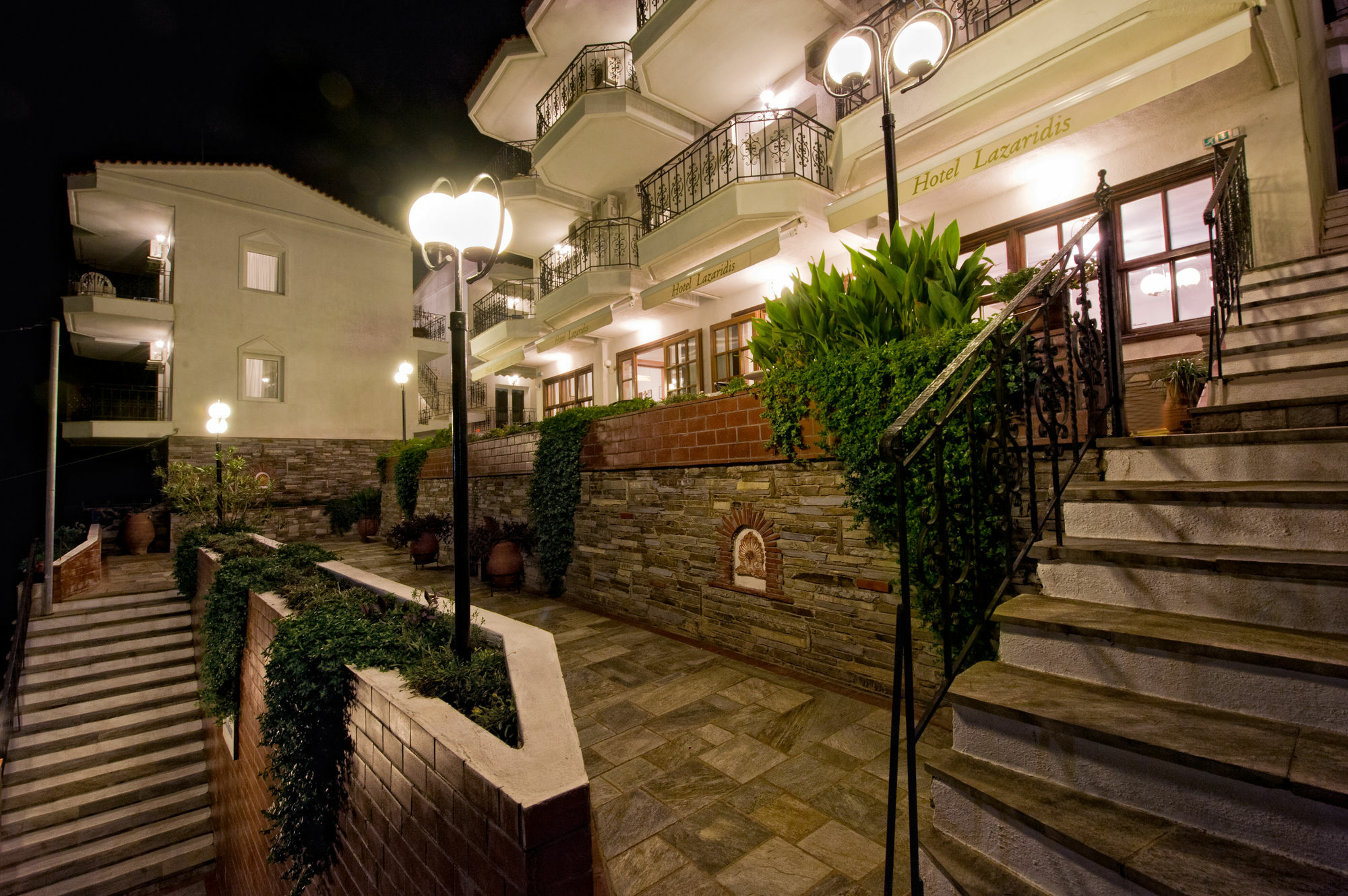 Lazaridis Luxury Studios & Apartments Nea Roda Bagian luar foto